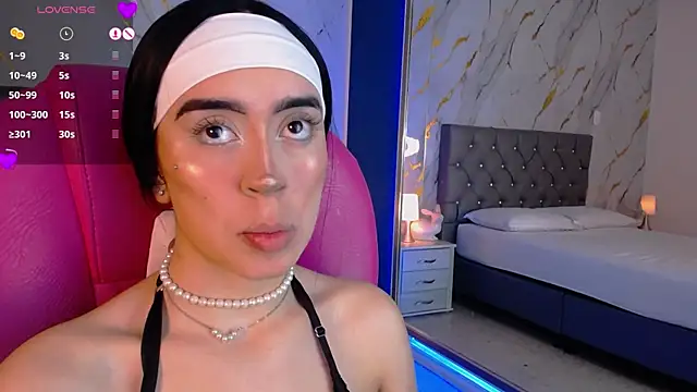 Snapshot of Julieta_De_Los_Angeles chatting on 01/10/25, 06:31 Julieta De Los Angeles online show from 01/10/25, 06:31