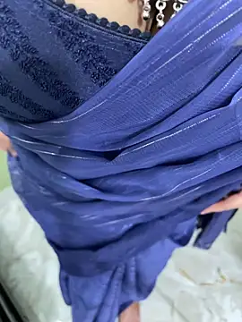 Snapshot of Hottest_Tamil chatting on 02/16/26, 02:02 Hottest Tamil online show from 02/16/26, 02:02