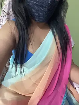 Snapshot of Hottest_Tamil chatting on 02/18/26, 03:08 Hottest Tamil online show from 02/18/26, 03:08