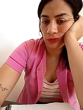 Snapshot of XGabrielaXX chatting on 01/28/25, 07:32 XGabrielaXX online show from 01/28/25, 07:32