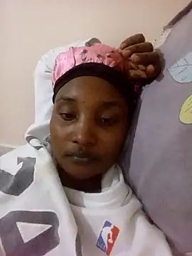 Snapshot of StacyGee24 chatting on 09/28/25, 10:37 StacyGee24 online show from 09/28/25, 10:37