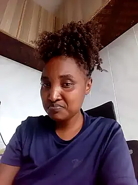 Snapshot of StacyGee24 chatting on 10/29/25, 01:02 StacyGee24 online show from 10/29/25, 01:02