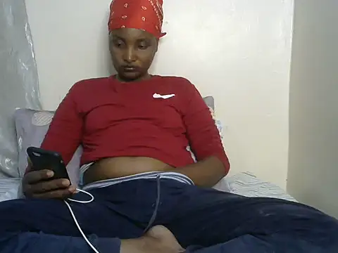 Snapshot of StacyGee24 chatting on 11/12/25, 07:35 StacyGee24 online show from 11/12/25, 07:35