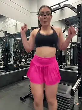 zui lu online show from 02/17/25, 04:42