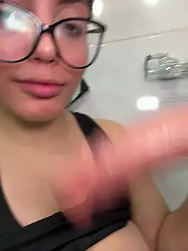 zui lu online show from 03/03/25, 07:10