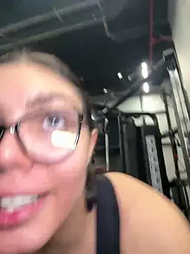 zui lu online show from 03/05/25, 06:33