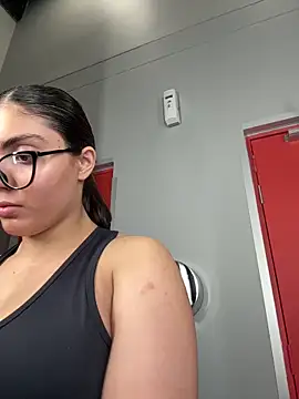 zui lu online show from 03/11/25, 12:11