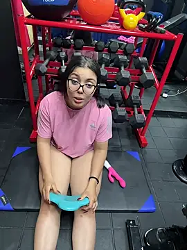 zui lu online show from 03/21/25, 08:06