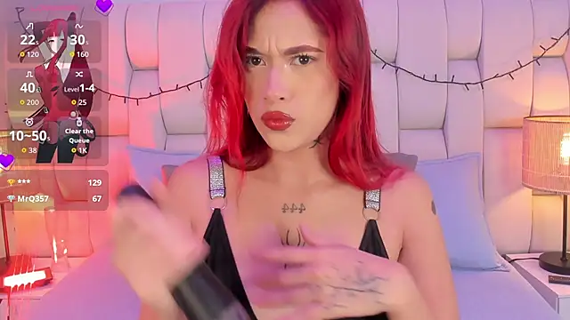 SkinnyFoxy online show from 12/02/25, 07:20