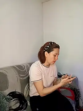 Snapshot of ameliaterry chatting on 02/10/25, 12:19 ameliaterry online show from 02/10/25, 12:19