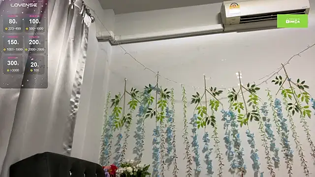 Snapshot of Isexxs chatting on 02/08/25, 09:46 Isexxs online show from 02/08/25, 09:46