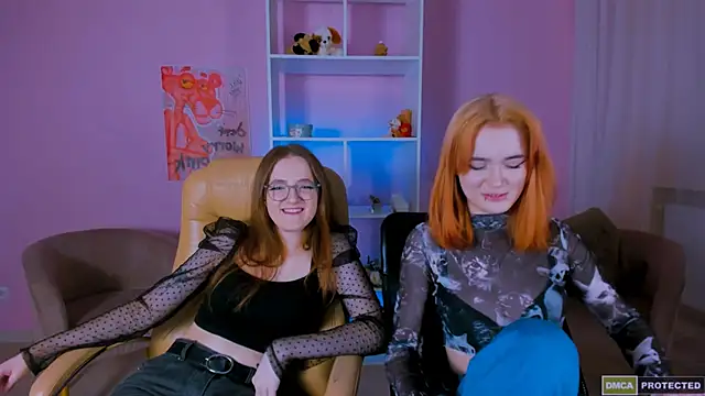 Snapshot of liana_kisses chatting on 12/27/24, 09:00 liana kisses online show from 12/27/24, 09:00