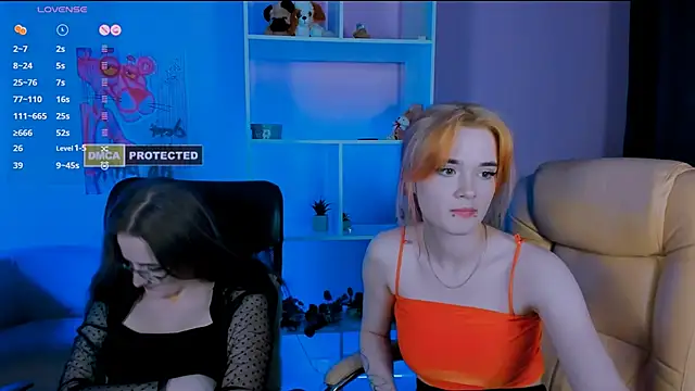 Snapshot of liana_kisses chatting on 01/08/25, 04:34 liana kisses online show from 01/08/25, 04:34