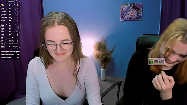 Snapshot of liana_kisses chatting on 01/20/25, 11:43 liana kisses online show from 01/20/25, 11:43