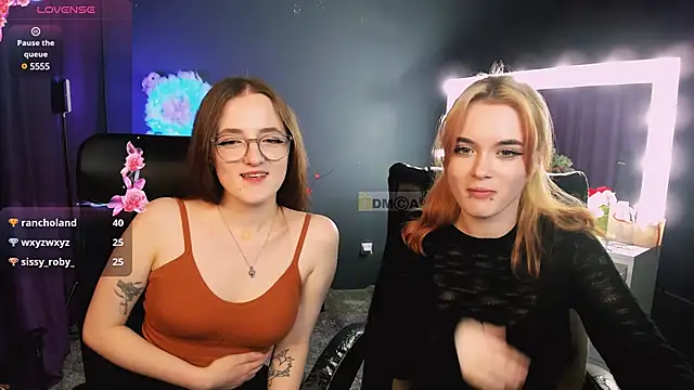 Snapshot of liana_kisses chatting on 01/23/25, 11:15 liana kisses online show from 01/23/25, 11:15