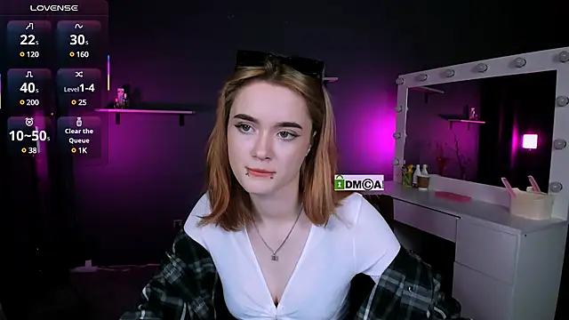 Snapshot of liana_kisses chatting on 03/09/25, 02:07 liana kisses online show from 03/09/25, 02:07