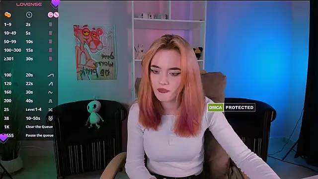 Snapshot of liana_kisses chatting on 03/19/25, 01:54 liana kisses online show from 03/19/25, 01:54