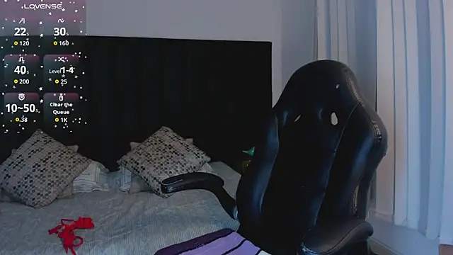 BarbaraKnox  online show from 10/11/25, 12:32