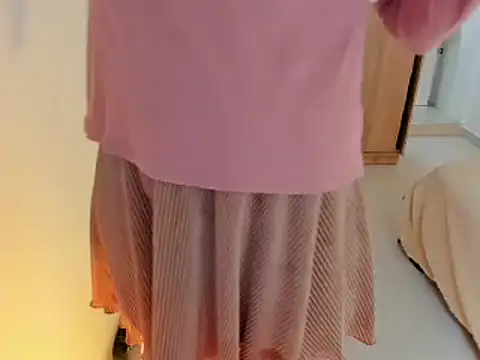 misstoya online show from 12/23/24, 01:18