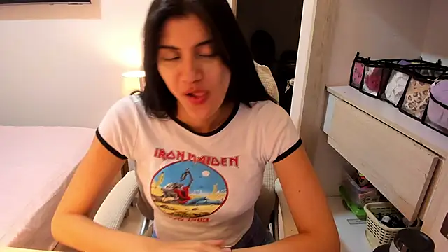 misstoya online show from 10/02/25, 05:36