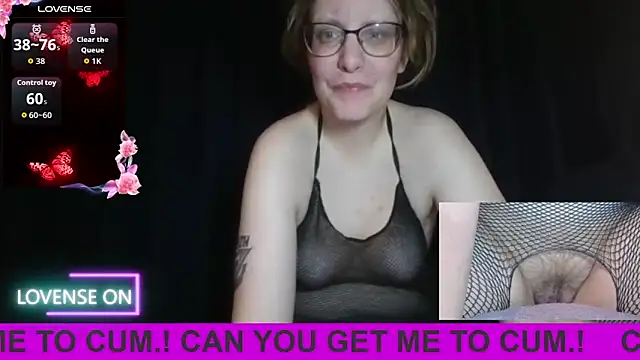 Snapshot of PernillaGirl chatting on 02/01/26, 05:44 PernillaGirl online show from 02/01/26, 05:44