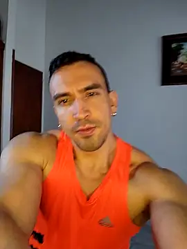 Snapshot of jhay-crux chatting on 02/25/25, 05:15 jhay-crux online show from 02/25/25, 05:15