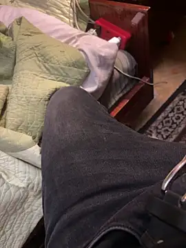 Snapshot of Ariel_Ari chatting on 01/25/25, 02:47 Ariel Ari online show from 01/25/25, 02:47