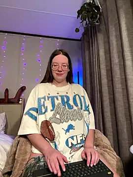 Sweetdee222x online show from 12/06/24, 04:47