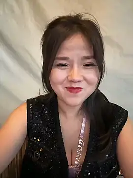 Efangfang online show from 01/03/25, 12:52