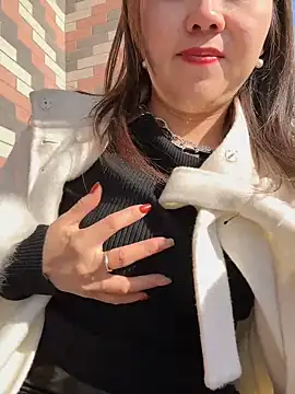 Efangfang online show from 01/17/25, 06:57