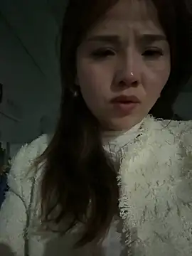 Efangfang online show from 02/24/25, 04:47