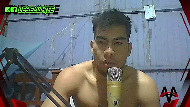 leyel00155 online show from 10/10/25, 05:17