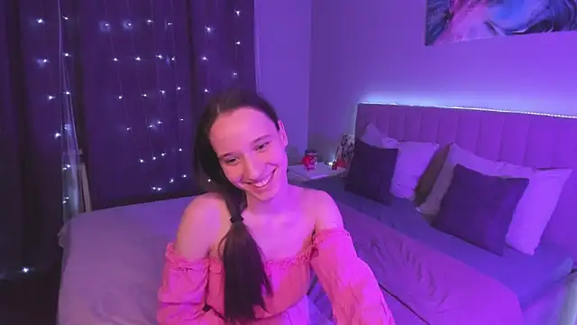 StaceySunny online show from 02/17/25, 02:37