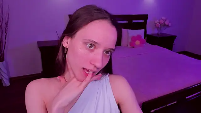 StaceySunny online show from 04/09/26, 05:07