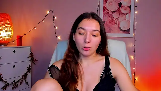 Snapshot of Meagn_Extasy chatting on 12/28/24, 11:30 Meagn Extasy online show from 12/28/24, 11:30