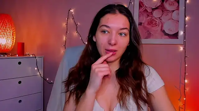 Snapshot of Meagn_Extasy chatting on 01/18/25, 07:28 Meagn Extasy online show from 01/18/25, 07:28