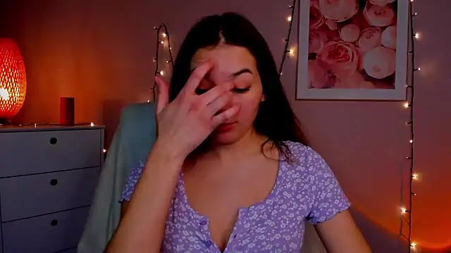 Snapshot of Meagn_Extasy chatting on 02/08/25, 11:22 Meagn Extasy online show from 02/08/25, 11:22