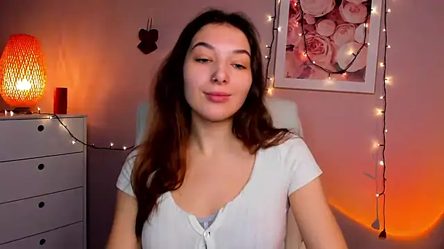 Snapshot of Meagn_Extasy chatting on 02/24/25, 07:55 Meagn Extasy online show from 02/24/25, 07:55