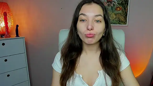 Snapshot of Meagn_Extasy chatting on 09/29/25, 06:29 Meagn Extasy online show from 09/29/25, 06:29