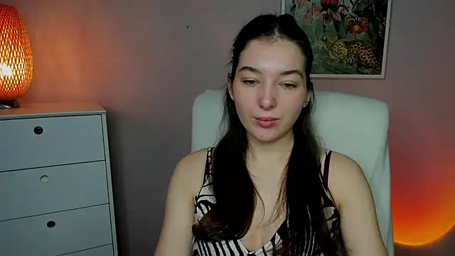 Snapshot of Meagn_Extasy chatting on 12/18/25, 08:53 Meagn Extasy online show from 12/18/25, 08:53