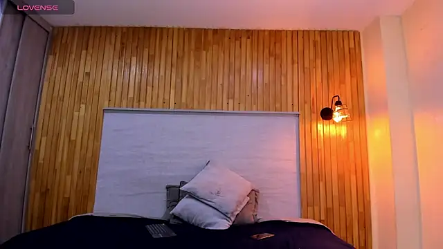 amelialeen7 online show from 01/31/25, 04:59