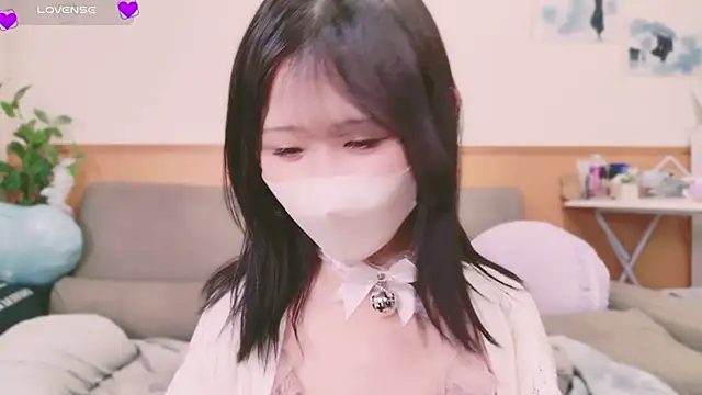 Conatsu online show from 02/10/25, 09:04