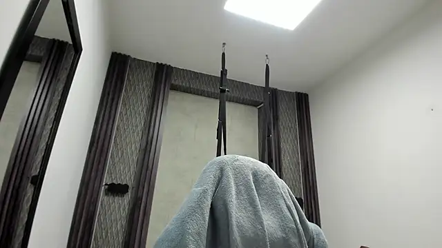 selene red  online show from 05/30/26, 02:30
