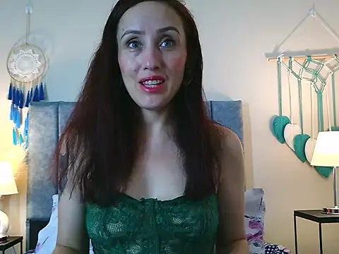 IberianMoonMK online show from 02/09/26, 05:39