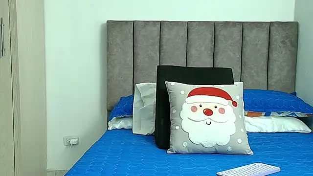 karina lewis  online show from 12/18/25, 04:07