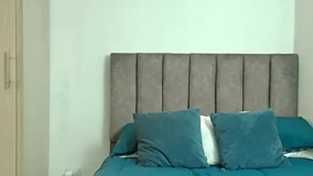 karina lewis  online show from 06/05/26, 05:14