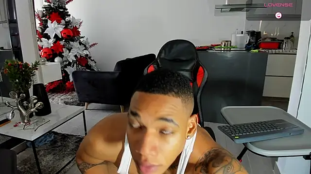 TROYWESLY- online show from 01/06/25, 05:38