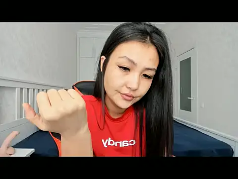 Missykitty01 online show from 10/04/25, 07:06