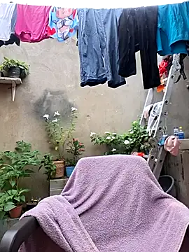 room 24funn online show from 04/08/26, 03:23