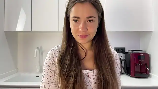 Mika Miller online show from 09/19/25, 06:04